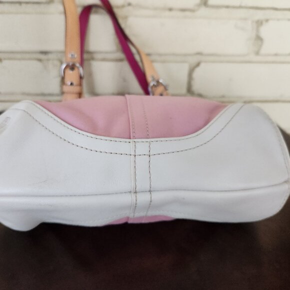 Vintage Coach Soho Daisy Pink Handbag Satchel Purse - Picture 10 of 15